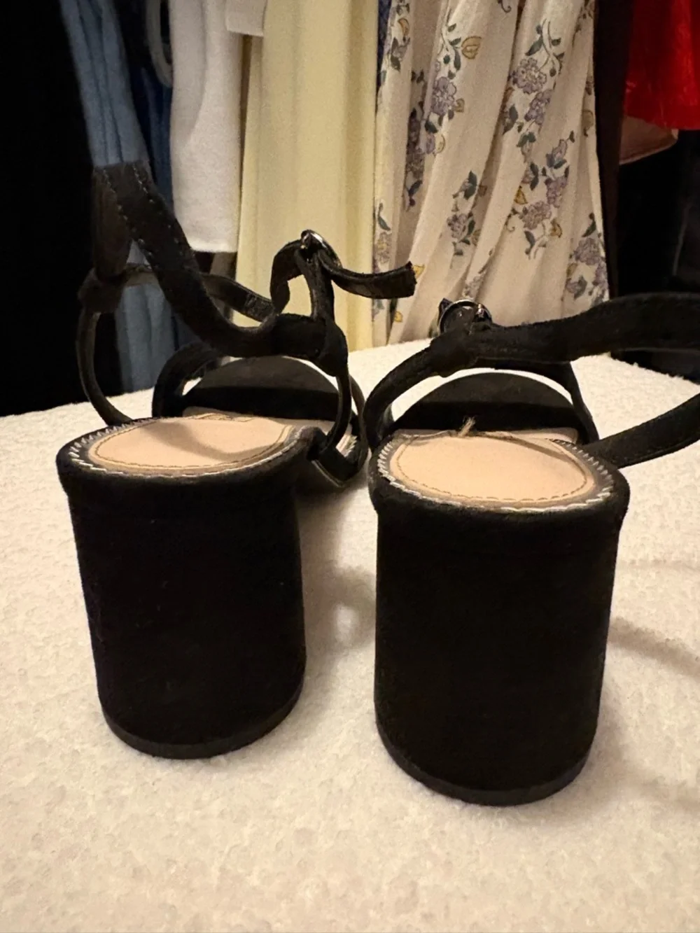 ZARA Black Suede Ankle-Strap Sandals 2.5” heel - Women - Picture 6 of 8
